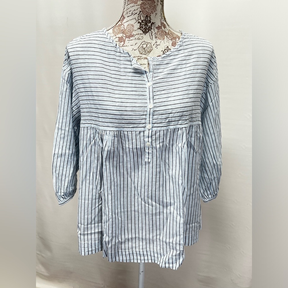 🛍️MAX STUDIO Blue and white‎ stripe casual top size XS - Picture 8 of 13